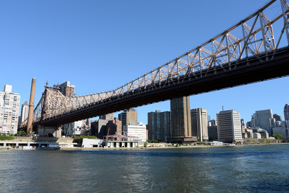 18 New York City Roosevelt Island Manhattan Across The East River With The Ed Koch Queensboro Bridge